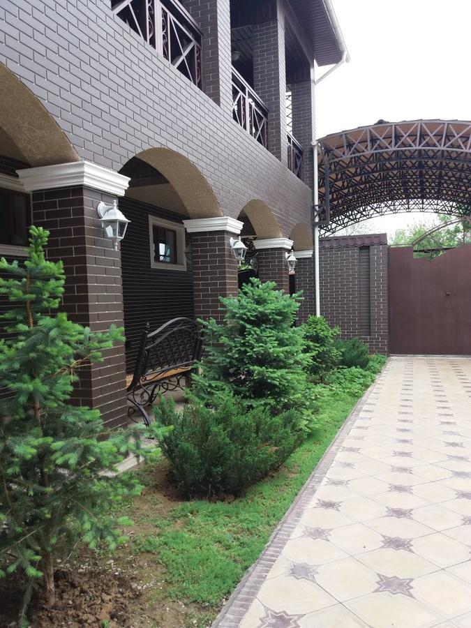 Hotel Luxury House Schymkent Exterior foto
