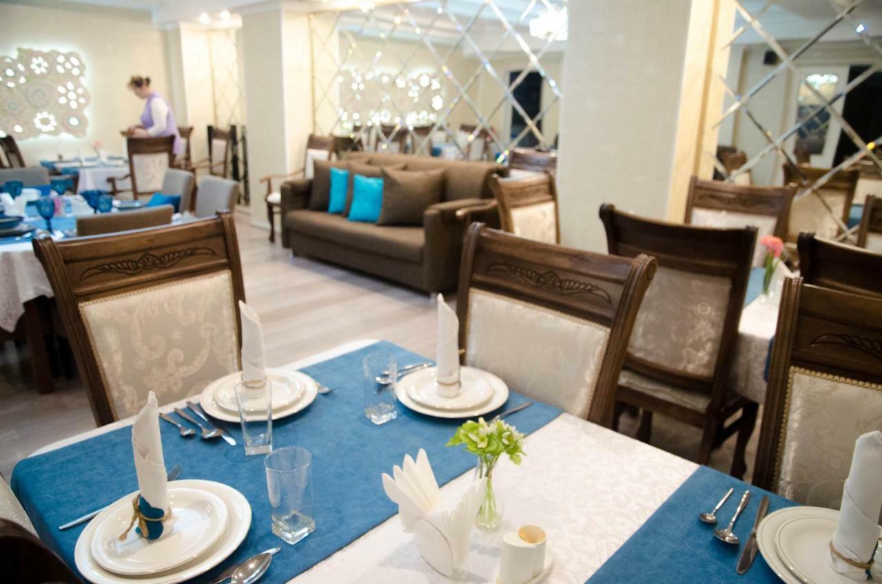 Hotel Luxury House Schymkent Exterior foto